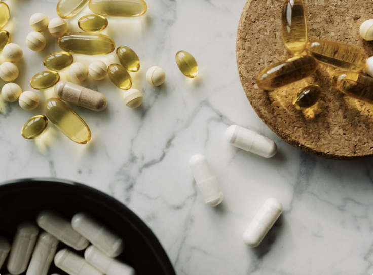 Vitamine D et ménopause : pourquoi une carence aggrave vos symptômes